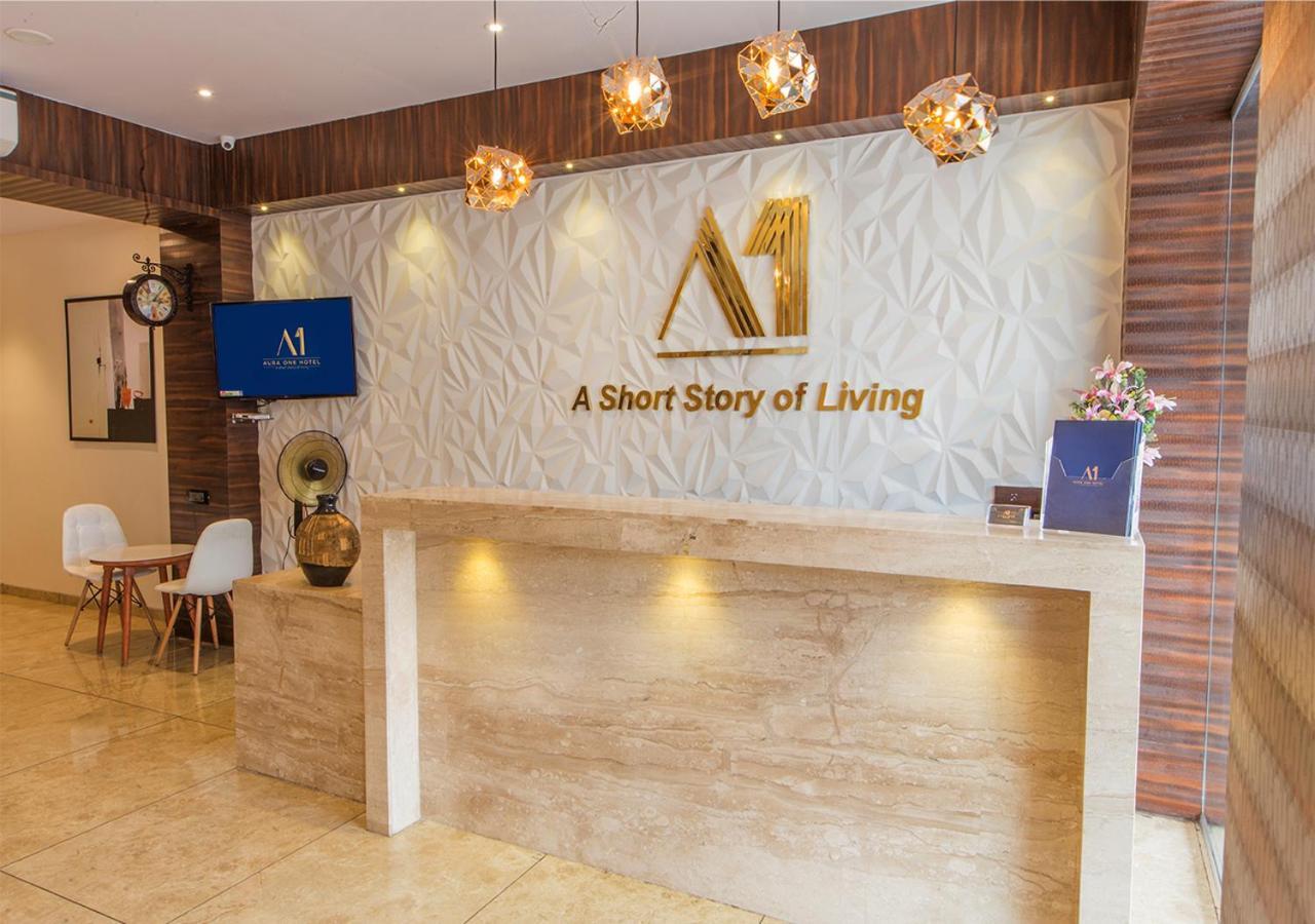 Aura One Hotel Kochi Exterior photo